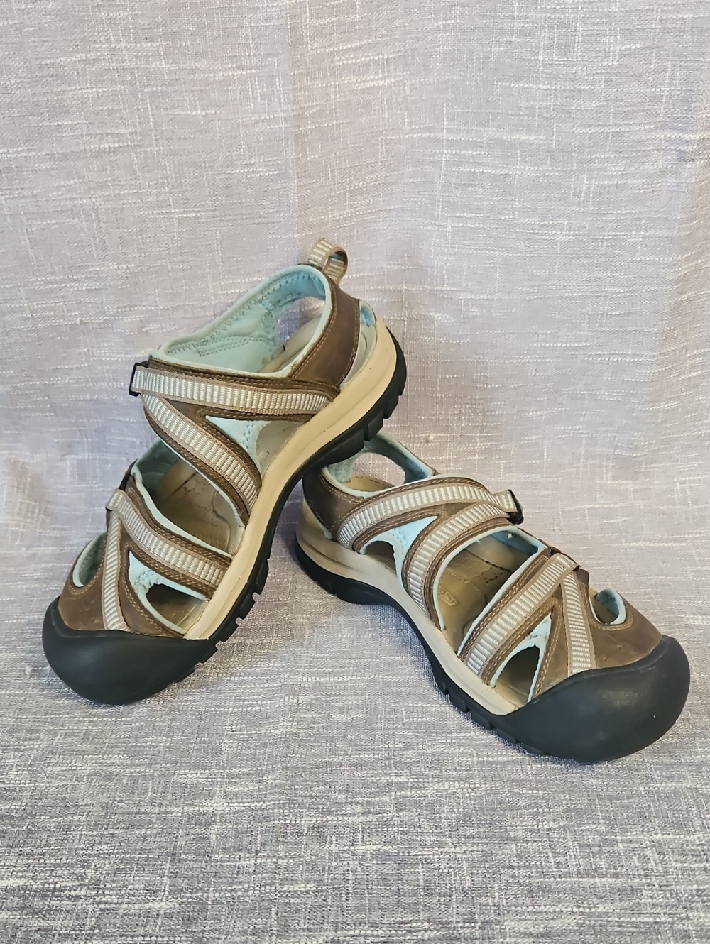 Keen Women's Taupe & Light Blue Closed-Toe Adventure Sandals
